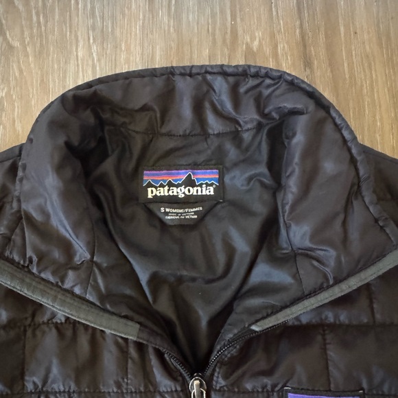 Patagonia Women's Black Puffer Jacket - Picture 8 of 10